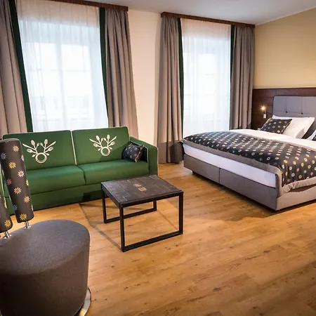 Hotel Gasthof Zum Forsthaus